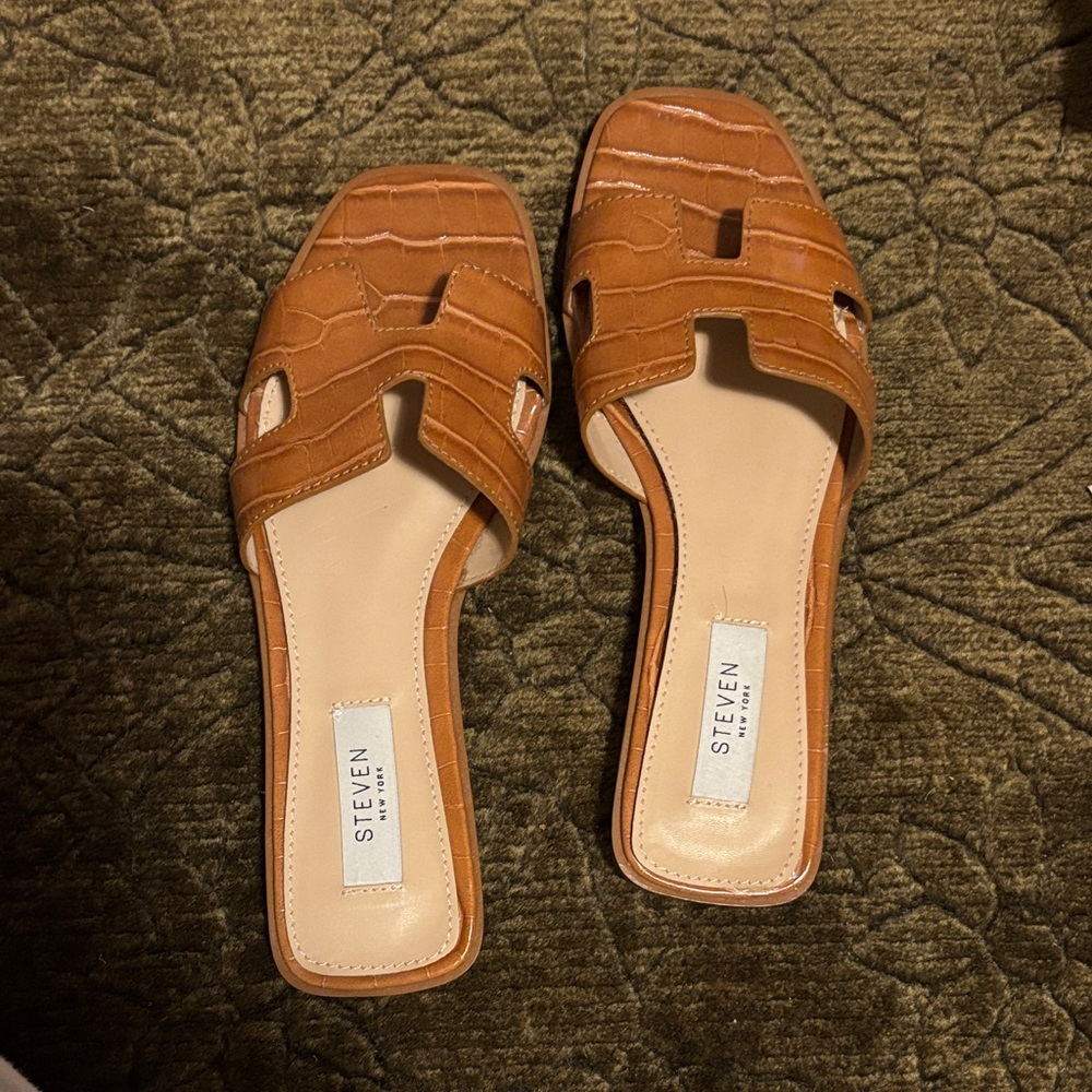 Steven By Steve Madden Brown Croc-Embossed Sandals
